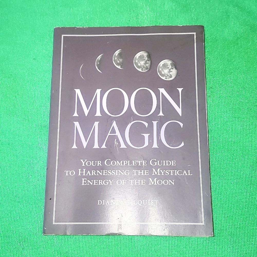 Book moon magic
